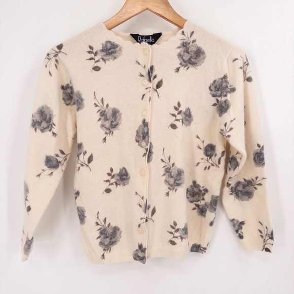 Rafaella Sweaters - Vintage Floral Cardigan Sweater Womens M Cottage Light‎ Academia Feminine Cream